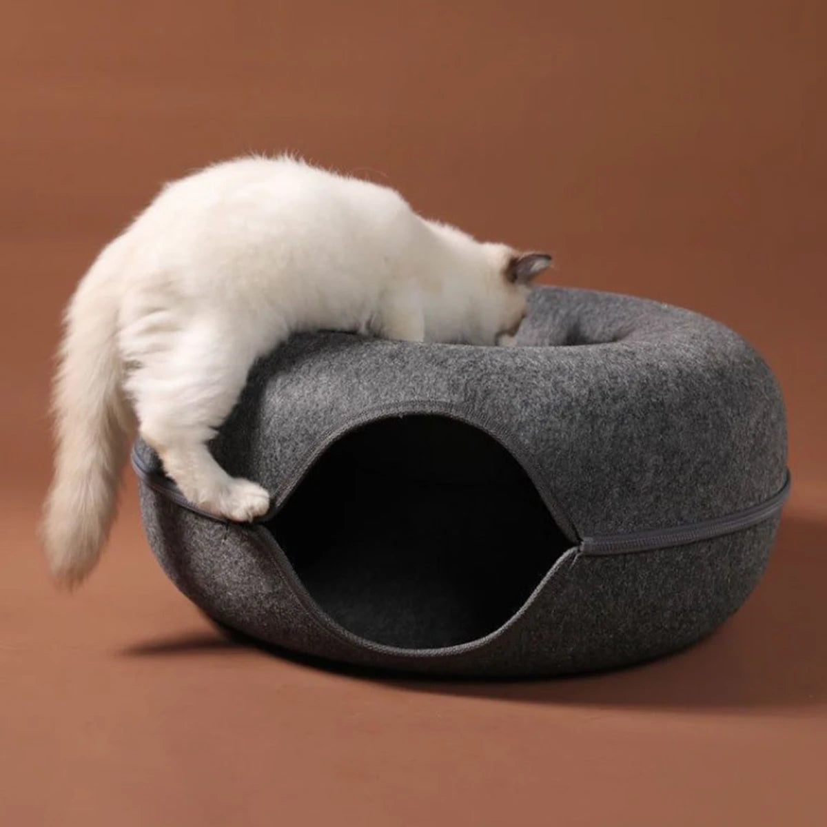 Cozy Donut Bed for Cats